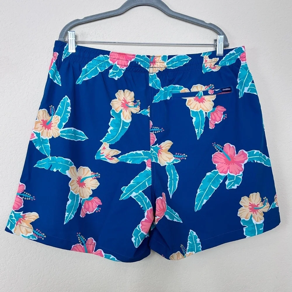 Chubbies The Floral Reefs Classic Swim Trunk - Men's